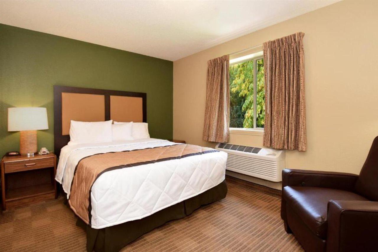Extended Stay America Select Suites - Raleigh - Rtp - 4610 Miami Blvd Durham Ngoại thất bức ảnh