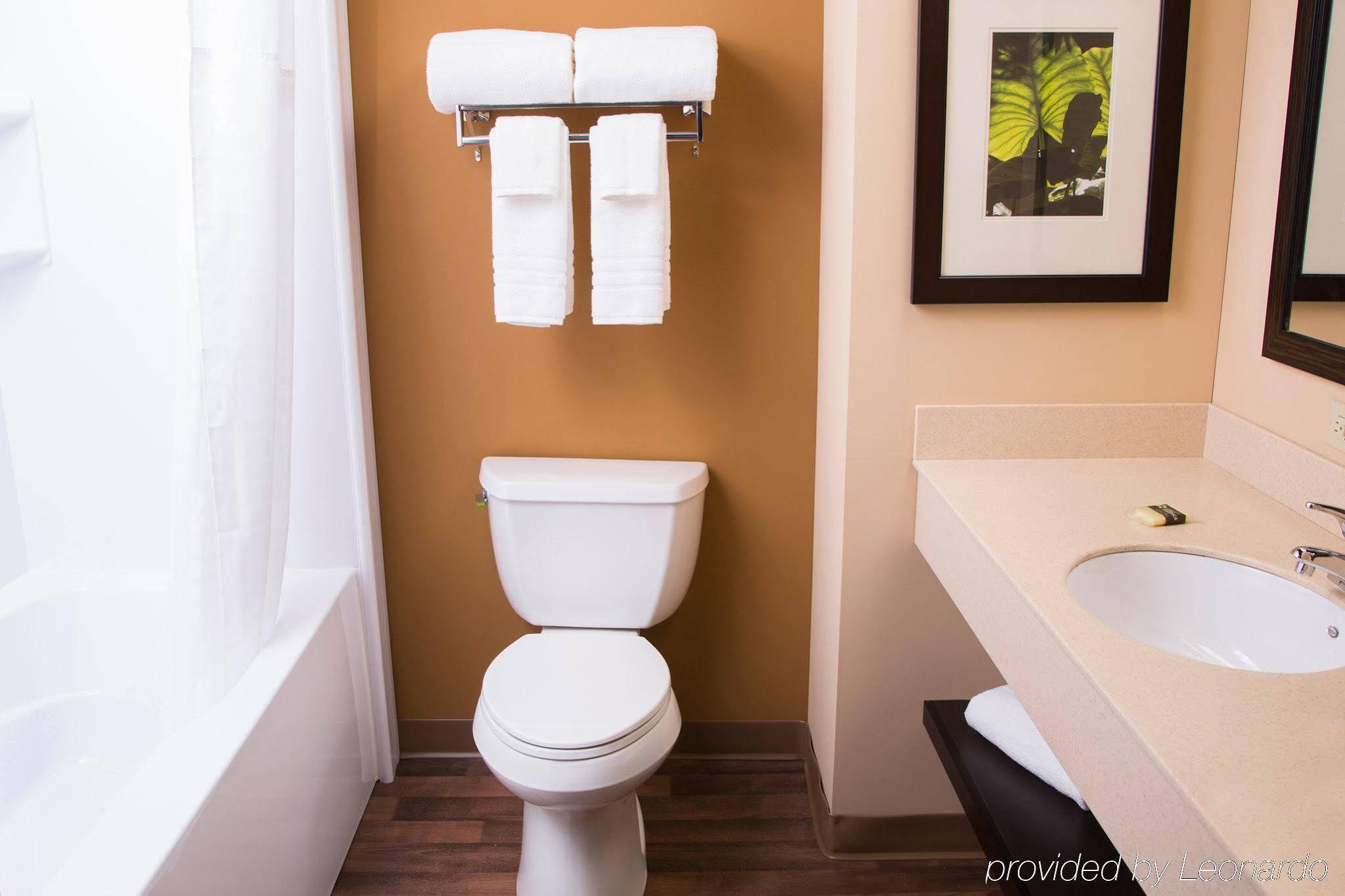 Extended Stay America Select Suites - Raleigh - Rtp - 4610 Miami Blvd Durham Ngoại thất bức ảnh