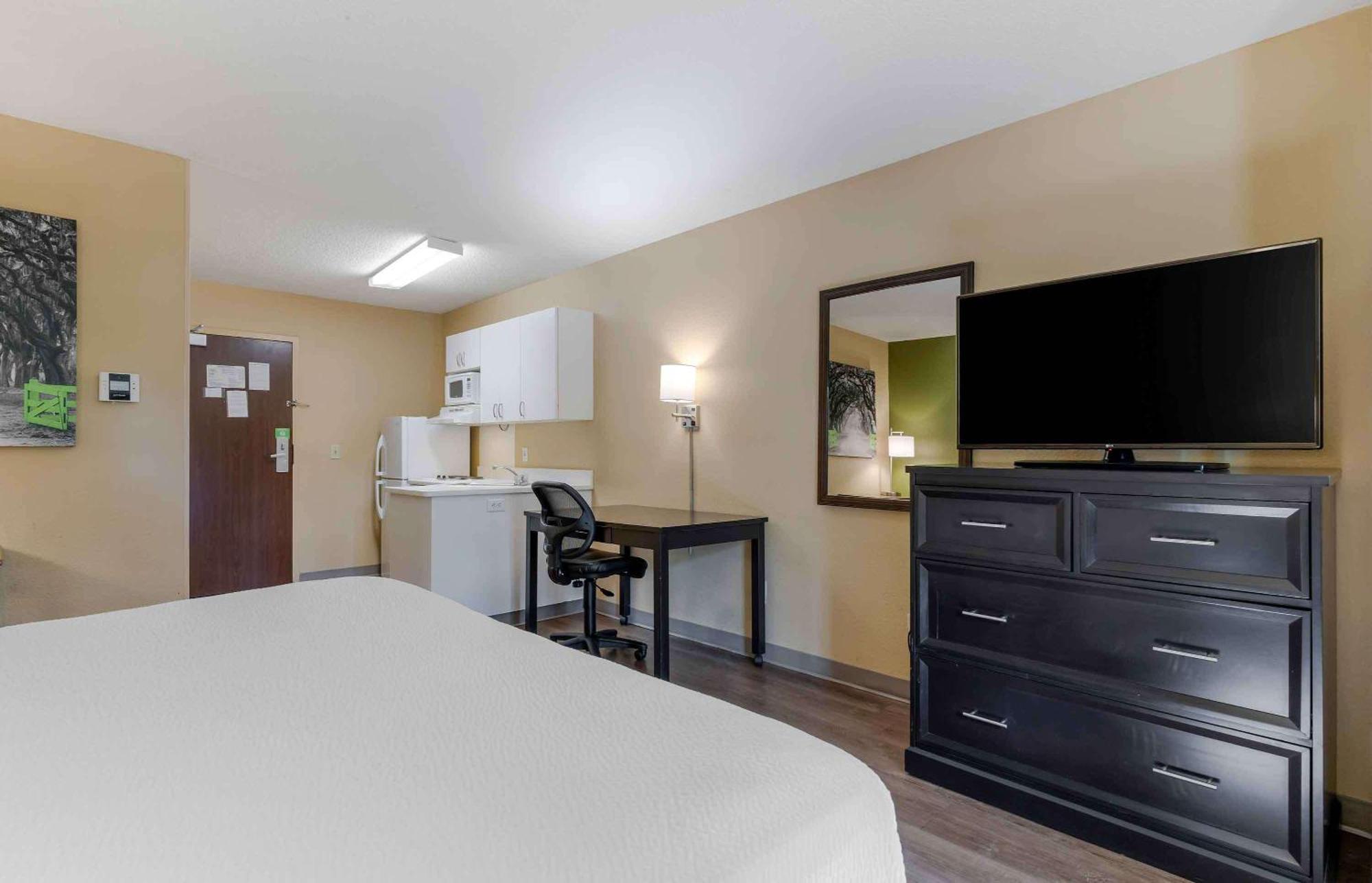 Extended Stay America Select Suites - Raleigh - Rtp - 4610 Miami Blvd Durham Ngoại thất bức ảnh