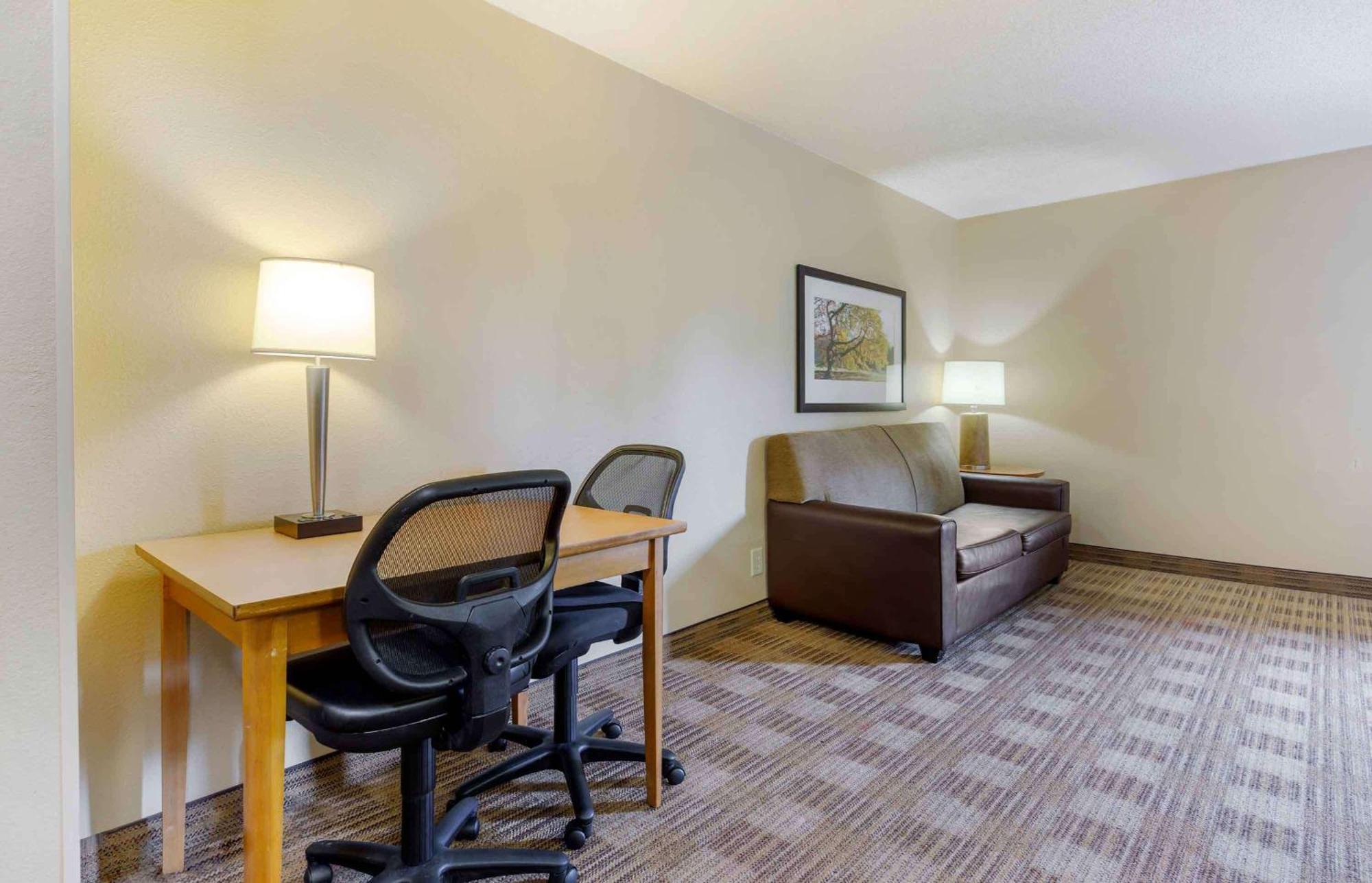Extended Stay America Select Suites - Raleigh - Rtp - 4610 Miami Blvd Durham Ngoại thất bức ảnh