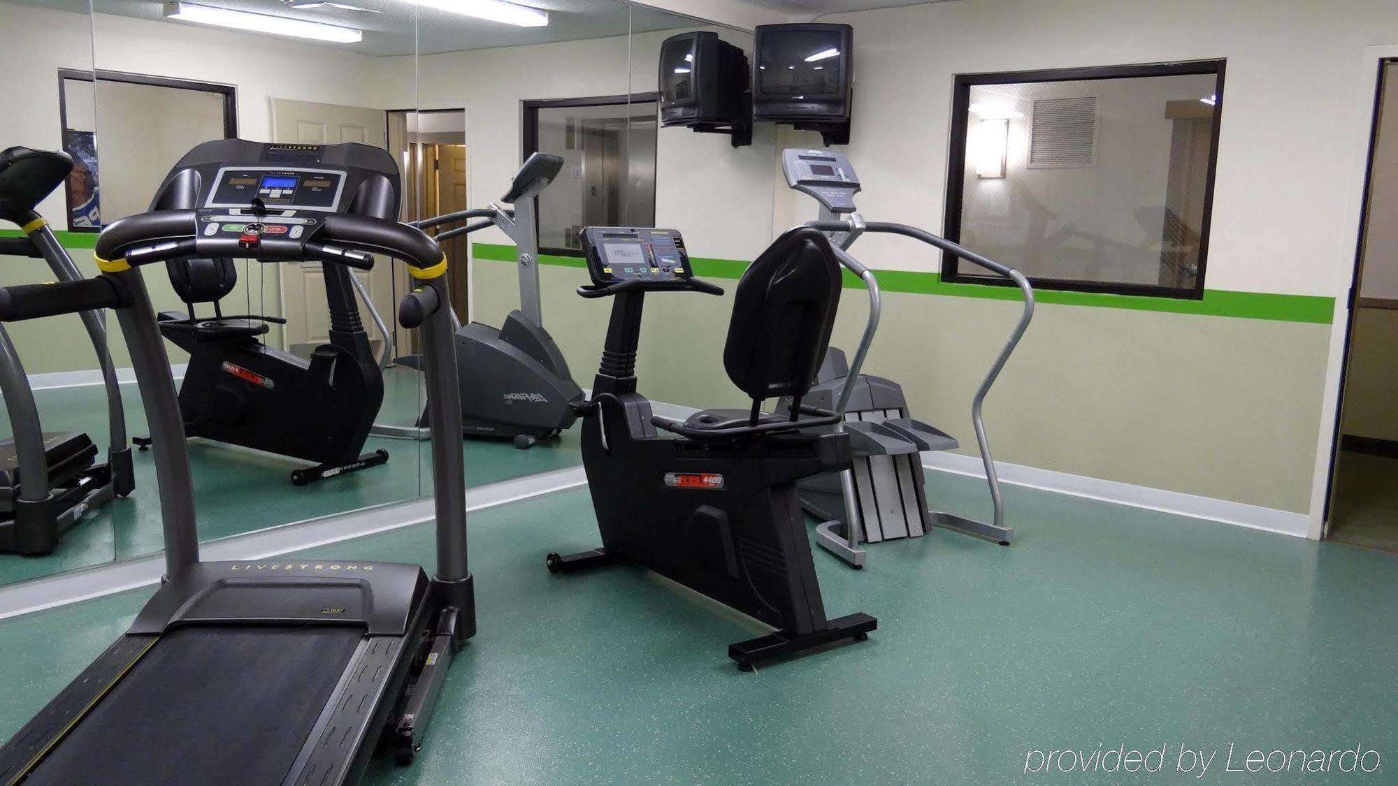 Extended Stay America Select Suites - Raleigh - Rtp - 4610 Miami Blvd Durham Ngoại thất bức ảnh
